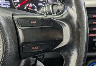 Подержанный автомобиль Kia Rio Hatchback 2019 года (27 фото)