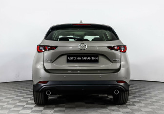 Подержанный автомобиль Mazda CX-5 2023 года (4 фото)