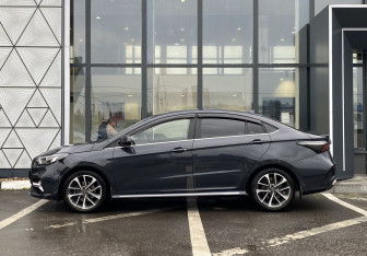 Подержанный автомобиль Omoda S5 2023 года (8 фото)