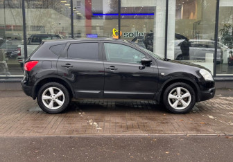 Подержанный автомобиль Nissan Qashqai 2008 года (4 фото)