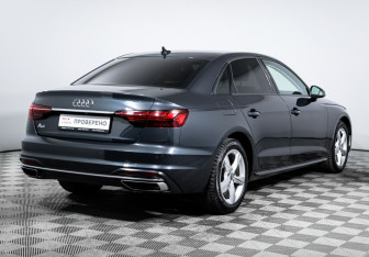 Подержанный автомобиль Audi A4 Sedan 2020 года (5 фото)