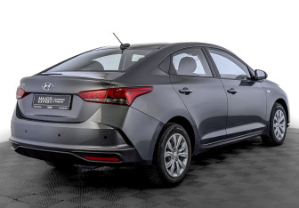 Подержанный автомобиль Hyundai Solaris Sedan 2021 года (5 фото)
