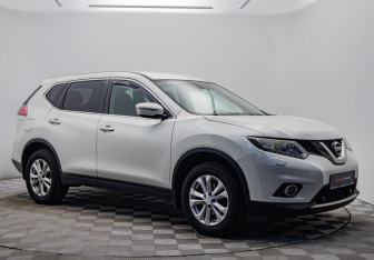 Подержанный автомобиль Nissan X-Trail 2017 года (7 фото)
