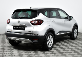 Подержанный автомобиль Renault Kaptur 2017 года (5 фото)