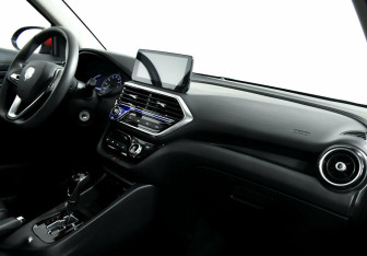 Подержанный автомобиль Changan Alsvin 2023 года (7 фото)