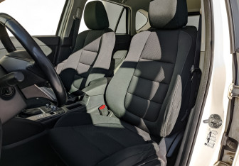 Подержанный автомобиль Mazda CX-5 2015 года (20 фото)