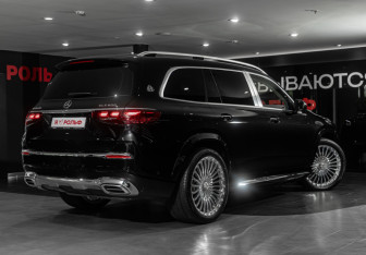 Новый Mercedes-Benz Maybach GLS 2025 (4 фото)