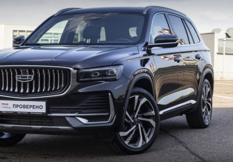 Подержанный автомобиль Geely Monjaro 2024 года (2 фото)
