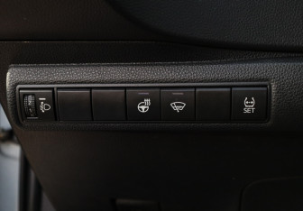 Подержанный автомобиль Toyota Corolla Sedan 2019 года (17 фото)