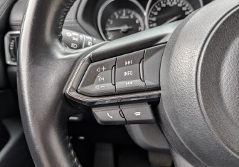 Подержанный автомобиль Mazda CX-5 2021 года (26 фото)