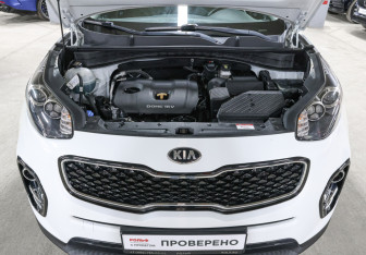 Подержанный автомобиль Kia Sportage 2018 года (9 фото)