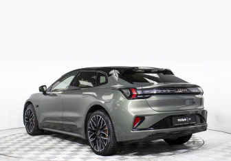 Подержанный автомобиль Zeekr 001 2024 года (7 фото)