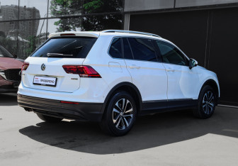 Подержанный автомобиль Volkswagen Tiguan 2019 года (4 фото)