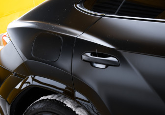 Подержанный автомобиль Lamborghini Urus 2023 года (22 фото)