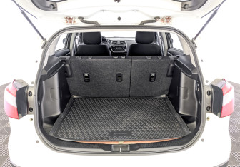 Подержанный автомобиль Suzuki SX4 Hatchback 2021 года (11 фото)