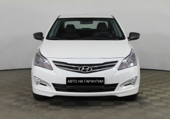 Подержанный автомобиль Hyundai Solaris Sedan 2015 года (2 фото)