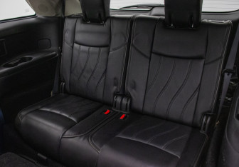 Подержанный автомобиль Infiniti JX 2013 года (12 фото)