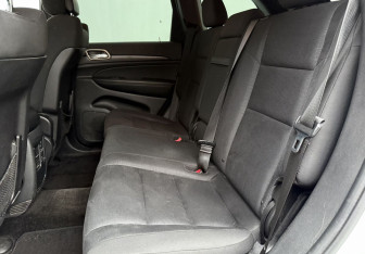 Подержанный автомобиль Jeep Grand Cherokee 2014 года (10 фото)