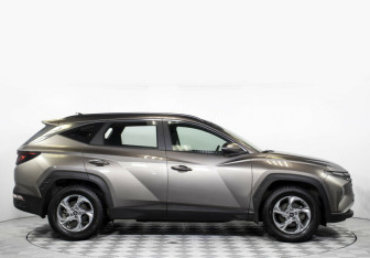 Подержанный автомобиль Hyundai Tucson 2021 года (4 фото)
