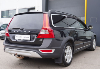Подержанный автомобиль Volvo XC70 2008 года (5 фото)
