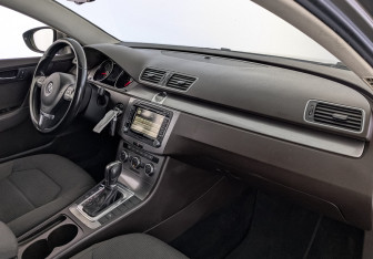 Подержанный автомобиль Volkswagen Passat Wagon 2013 года (13 фото)