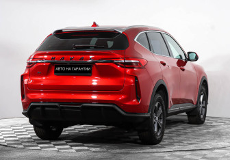 Подержанный автомобиль Haval F7 2022 года (3 фото)
