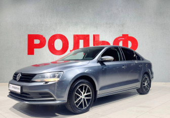 Подержанный автомобиль Volkswagen Jetta Sedan 2015 года (7 фото)