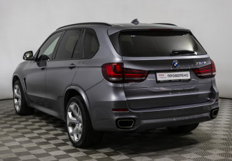 Подержанный автомобиль BMW X5 2016 года (7 фото)