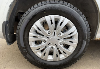 Подержанный автомобиль Nissan Almera Classic 2011 года (9 фото)