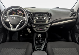 Подержанный автомобиль LADA (ВАЗ) Vesta Wagon 2021 года (14 фото)