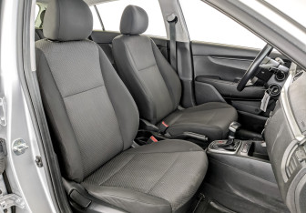 Подержанный автомобиль Kia Rio Hatchback 2021 года (22 фото)