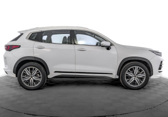 Подержанный автомобиль Exeed LX 2022 года (4 фото)