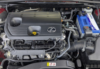 Подержанный автомобиль Lexus ES 2021 года (9 фото)