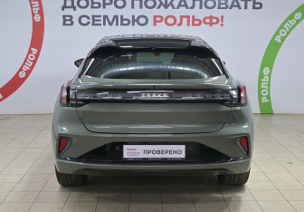 Подержанный автомобиль Zeekr 001 2024 года (5 фото)