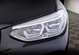 Подержанный автомобиль BMW X3 2021 года (17 фото)