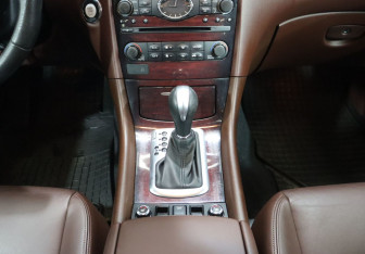 Подержанный автомобиль Infiniti QX50 2017 года (20 фото)