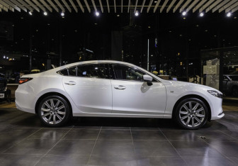 Новый Mazda 6 Sedan 2023 (4 фото)