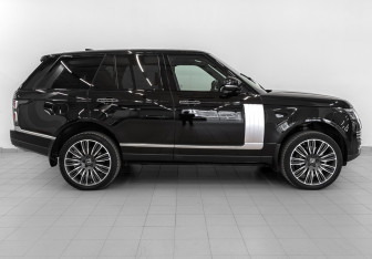 Подержанный автомобиль Land Rover Range Rover 2020 года (4 фото)