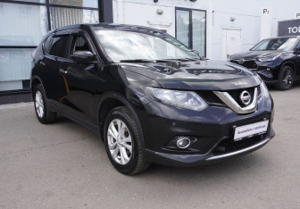 Подержанный автомобиль Nissan X-Trail 2018 года (3 фото)