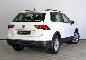 Подержанный автомобиль Volkswagen Tiguan 2021 года (5 фото)