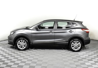 Подержанный автомобиль Nissan Qashqai 2015 года (3 фото)