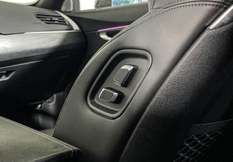 Подержанный автомобиль Geely Tugella 2022 года (21 фото)