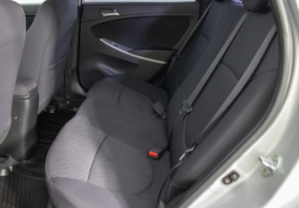 Подержанный автомобиль Hyundai Solaris Sedan 2013 года (11 фото)