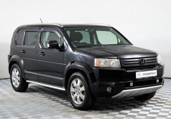 Подержанный автомобиль Honda Crossroad 2008 года (3 фото)