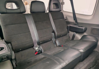 Подержанный автомобиль Mitsubishi Pajero 2006 года (11 фото)