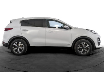Подержанный автомобиль Kia Sportage 2019 года (4 фото)