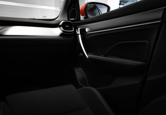 Подержанный автомобиль Geely Coolray 2020 года (24 фото)