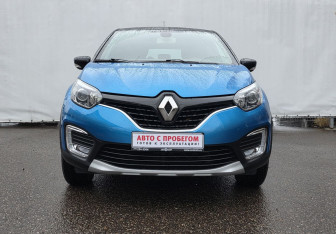 Подержанный автомобиль Renault Kaptur 2017 года (2 фото)