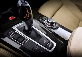 Подержанный автомобиль BMW X3 2013 года (28 фото)