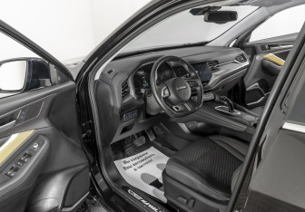 Подержанный автомобиль Haval F7x 2021 года (5 фото)